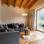 Monte Tirol - 4*