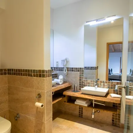 Aparthotel Monte Tirol - 4*