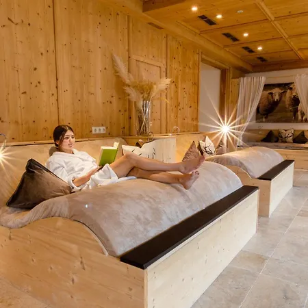 Aparthotel Monte Tirol -