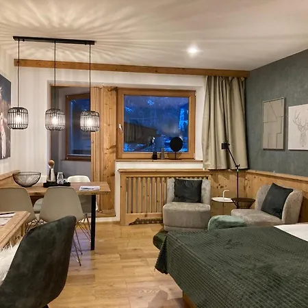 Monte Tirol - アパートホテル 4*