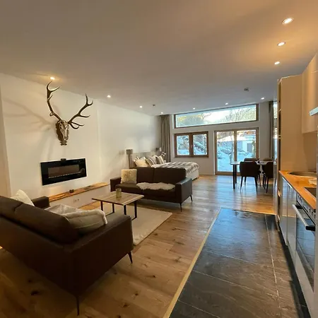 Aparthotel Monte Tirol - Familienresidenz 4*